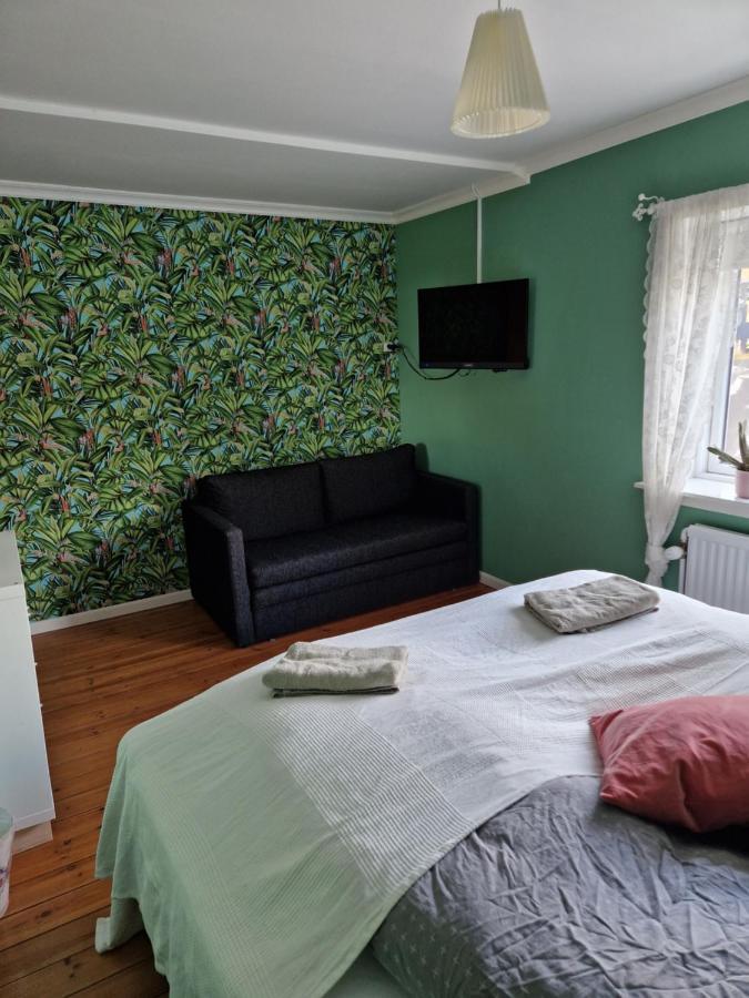 Guesthouse Hugo Сёрвагур Экстерьер фото